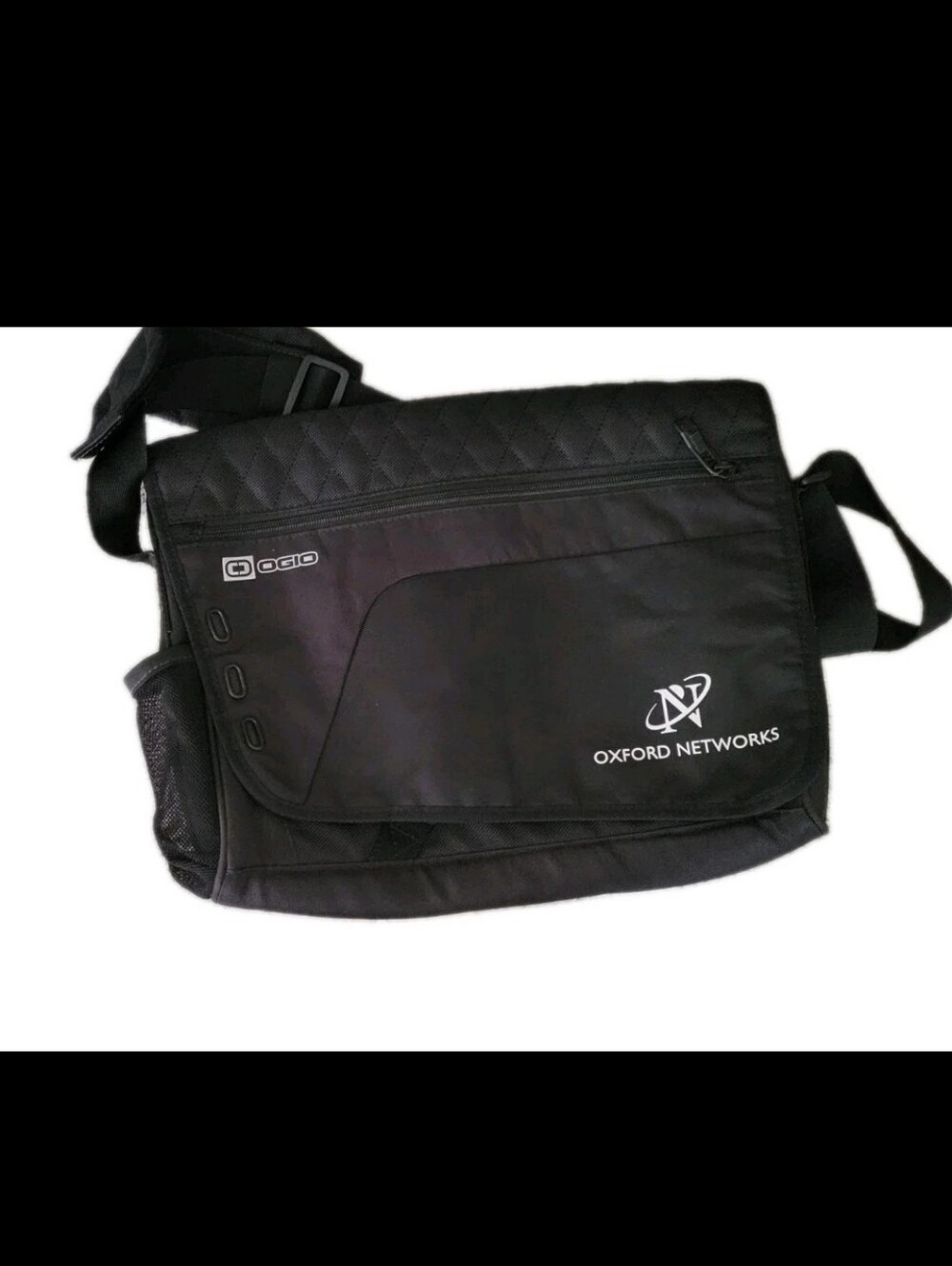OGIO Oxford Networks  TechnolOGIO Tech Messenger Bag, Black.